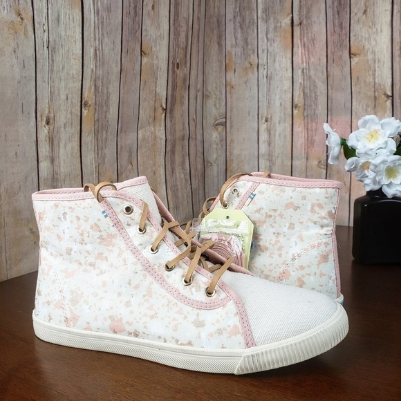 NWOB TOMS Camarillo Canvas Sneaker - Picture 1 of 7
